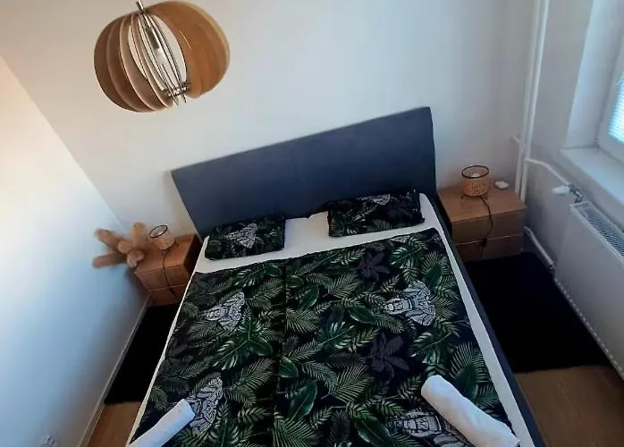 Lovely Flat In A Great Location كَشّا